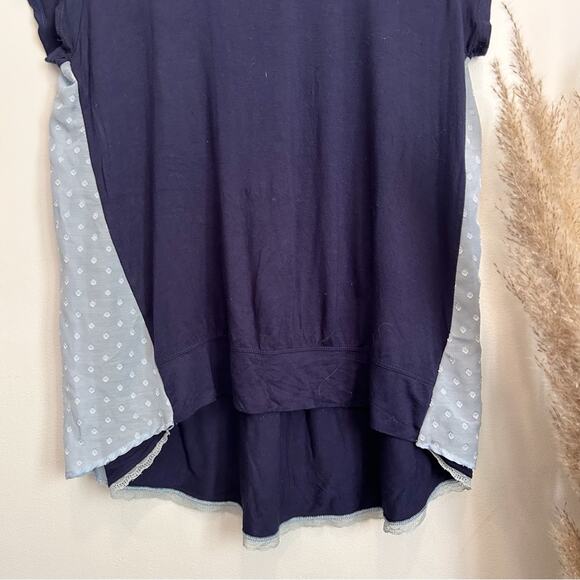 Bordeaux Cavay Swiss Dot Top - Picture 3 of 7